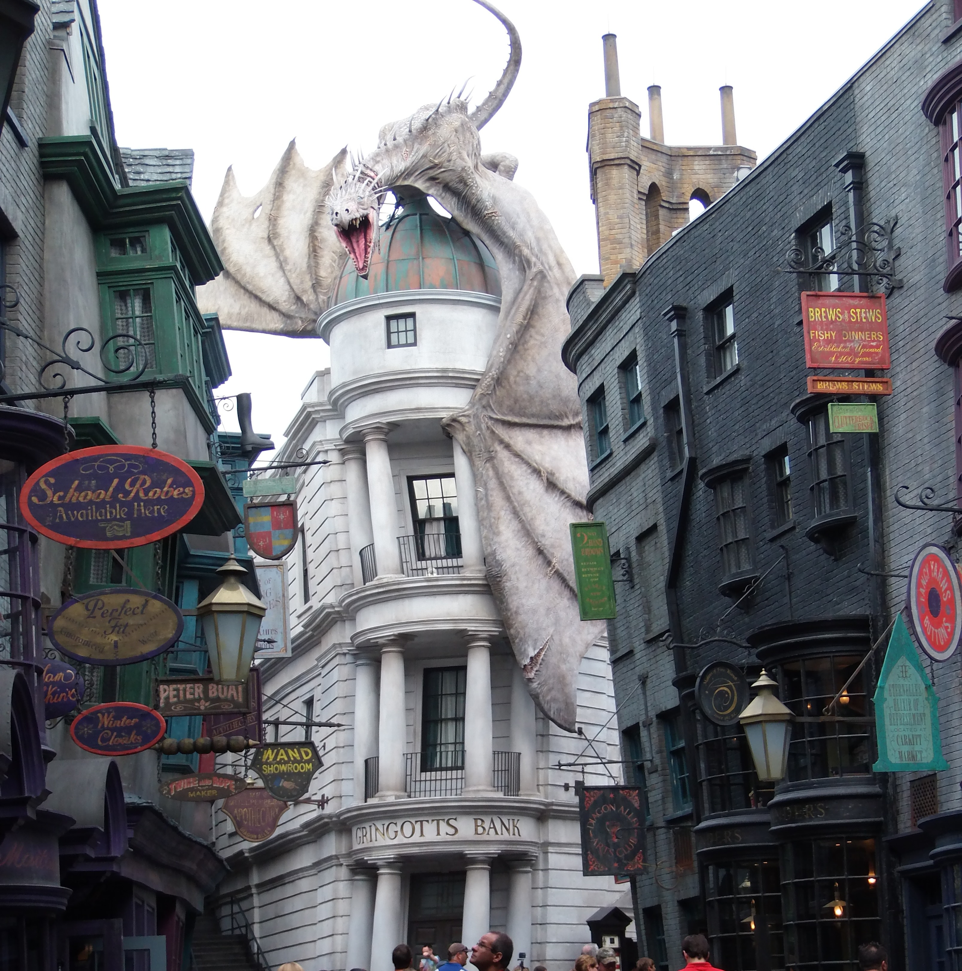 20 Tips Tricks and Secrets for Visiting Diagon Alley in Universal