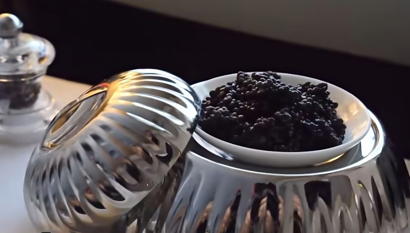 $300 worth of caviar - Living Bobby - YouTube