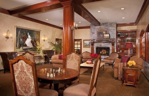 Ayres Inn: Comfortable and Family Friendly Accommodations While Visiting Disneyland