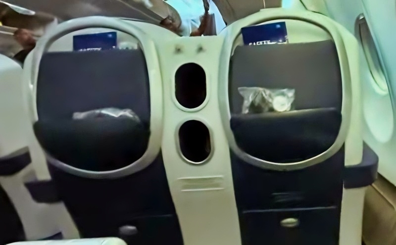 Business class seating - SAA - Anoo Danile - YouTube