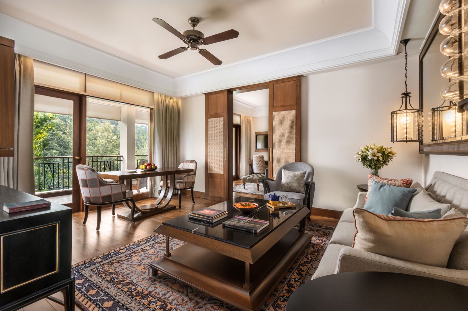 Deluxe Suite living area