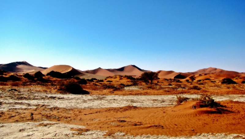 Driving into stunning dune landscapes - J Flowers