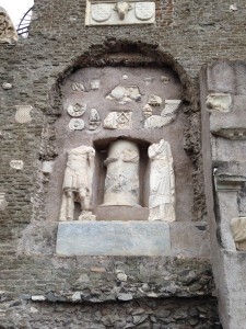 The Roman Guy Catacombs Tour with Ancient Roman Lunch - Experience The Rome of The First Christians!
