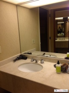 Hotel Review: Sheraton Chicago Hotel & Towers "Great Location, Friendly Staff"