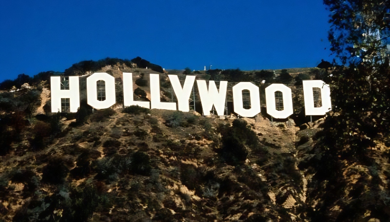 Snap the famous Hollywood Sign - CCO - acheii - Pixabay