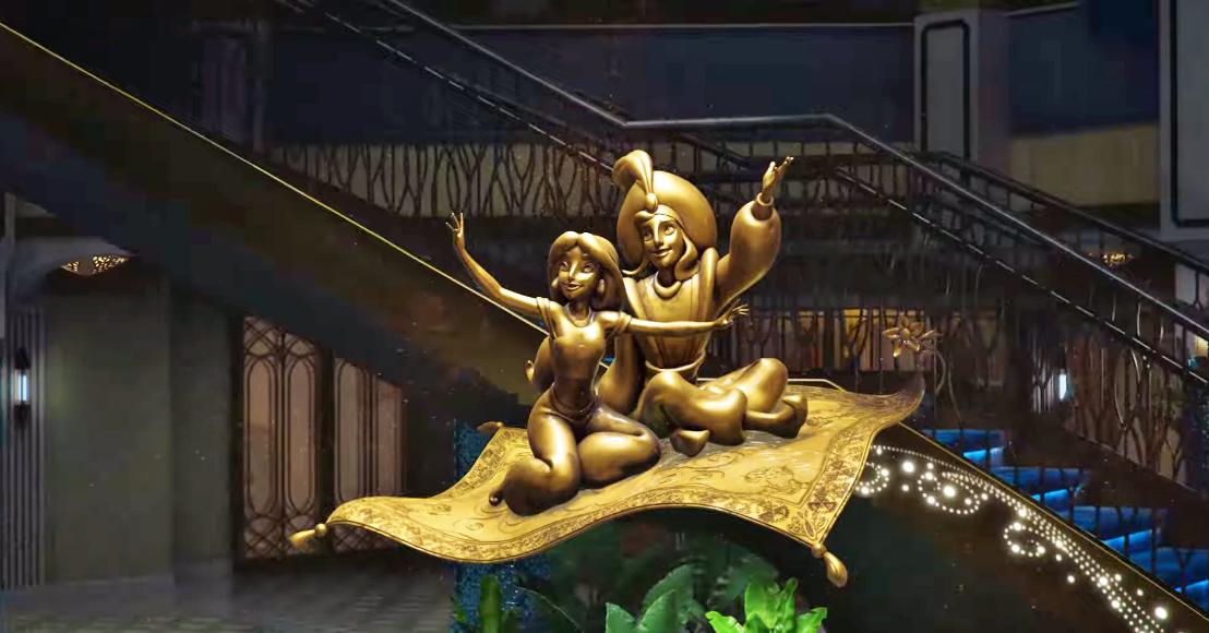 Golden statue in the Disney Treasure Grand Hall