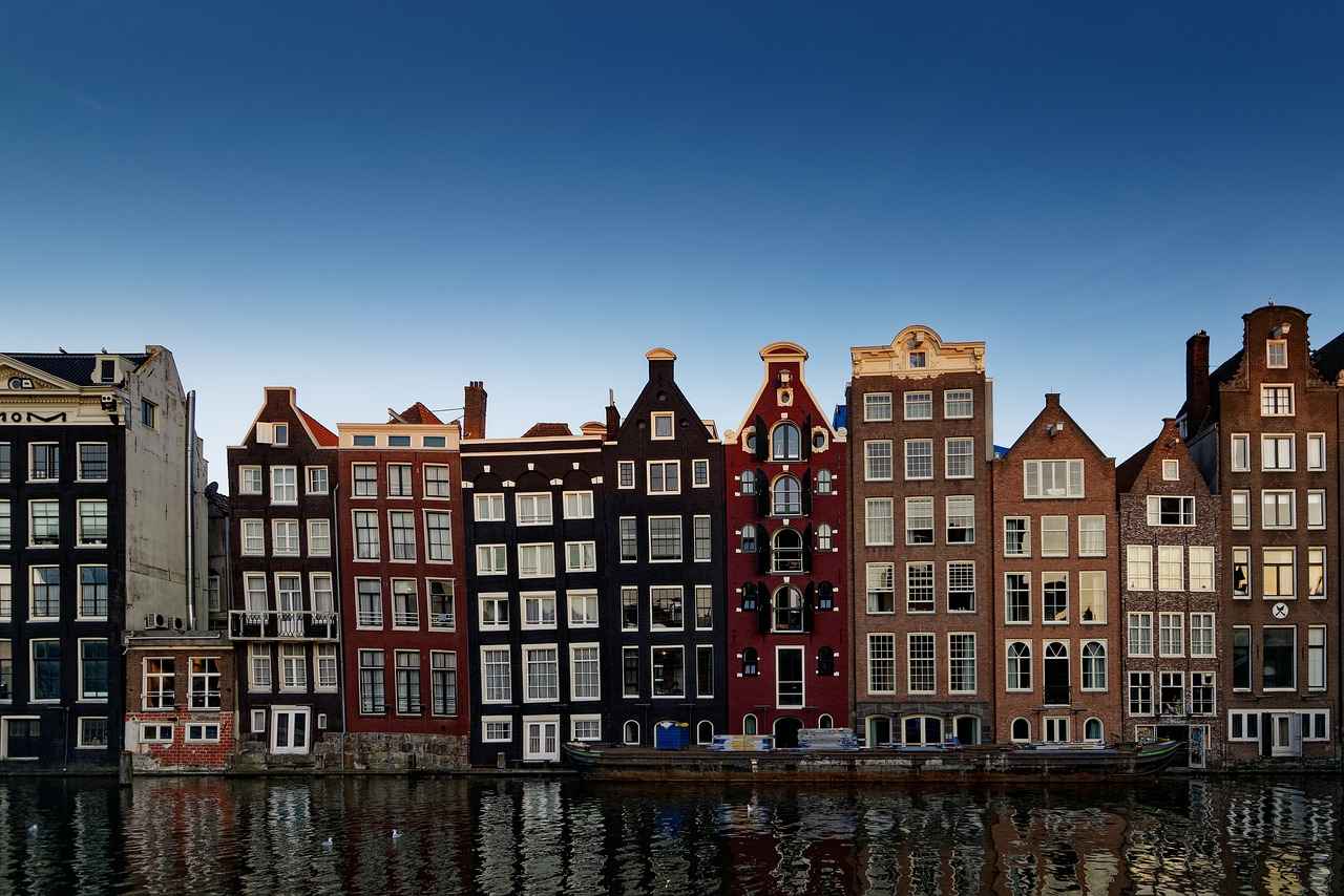 Amsterdam Is Banning The Sale Of Cannabis To Tourists