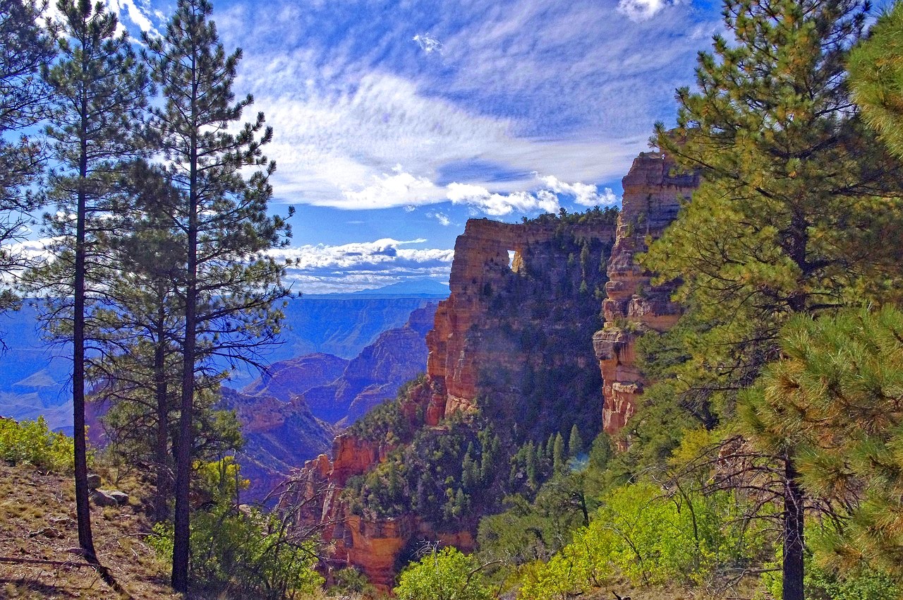 Angel's Window on North Rim