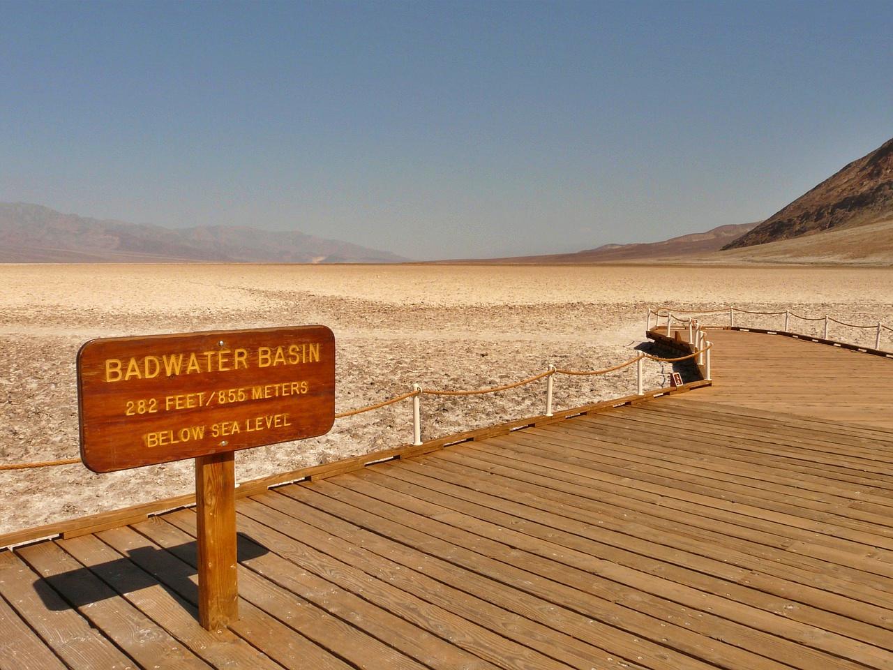 Badwater Basin, Death Valley National Park, California, USA