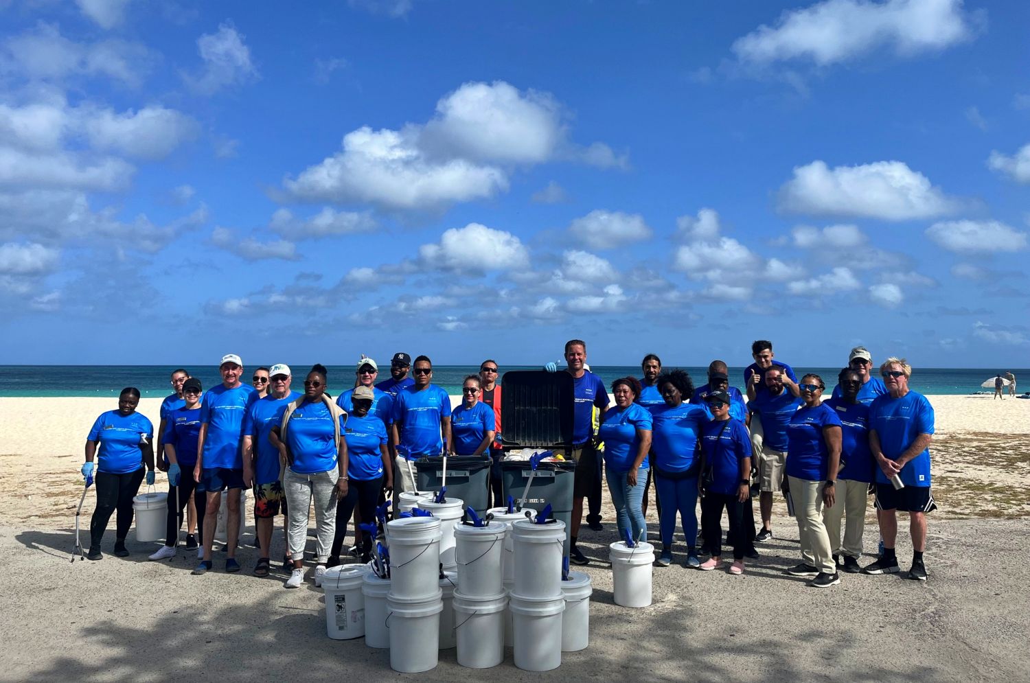 Bucuti & Tara Beach Resort, Aruba - beach clean-up