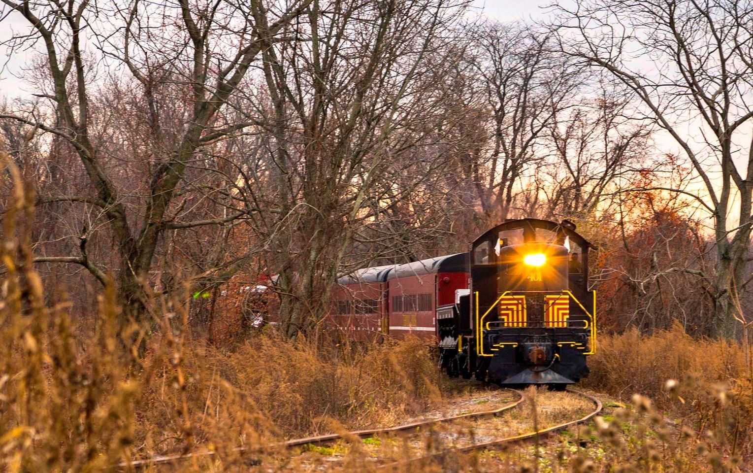 Catskill Mountain Railroad Co. for colorful fall scenes