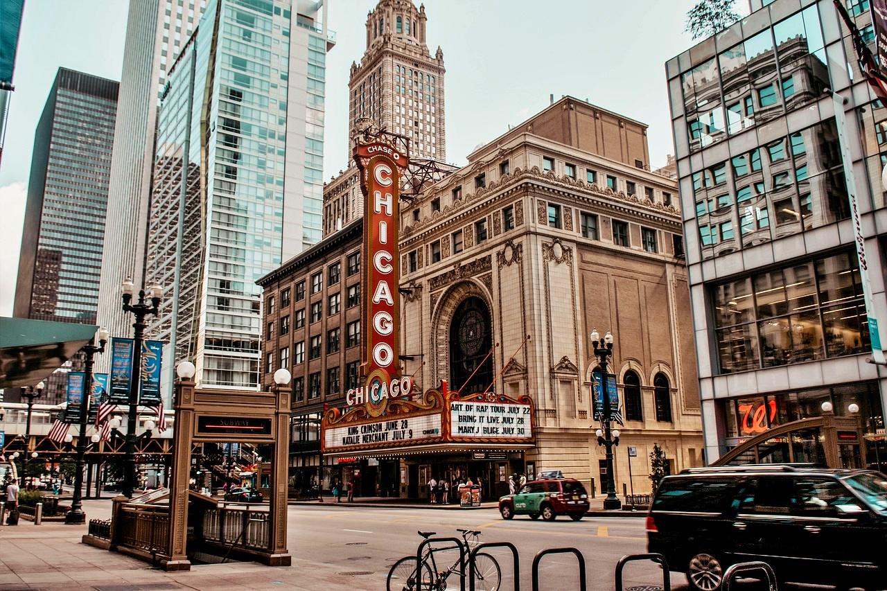 Romantic break in Chicago, Illinois, USA`