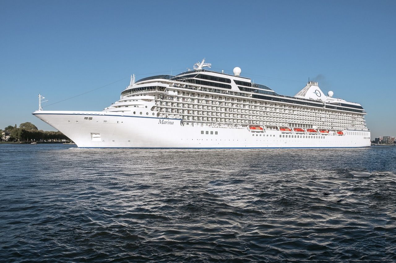 Cruise ships to be banned from Amsterdam's port