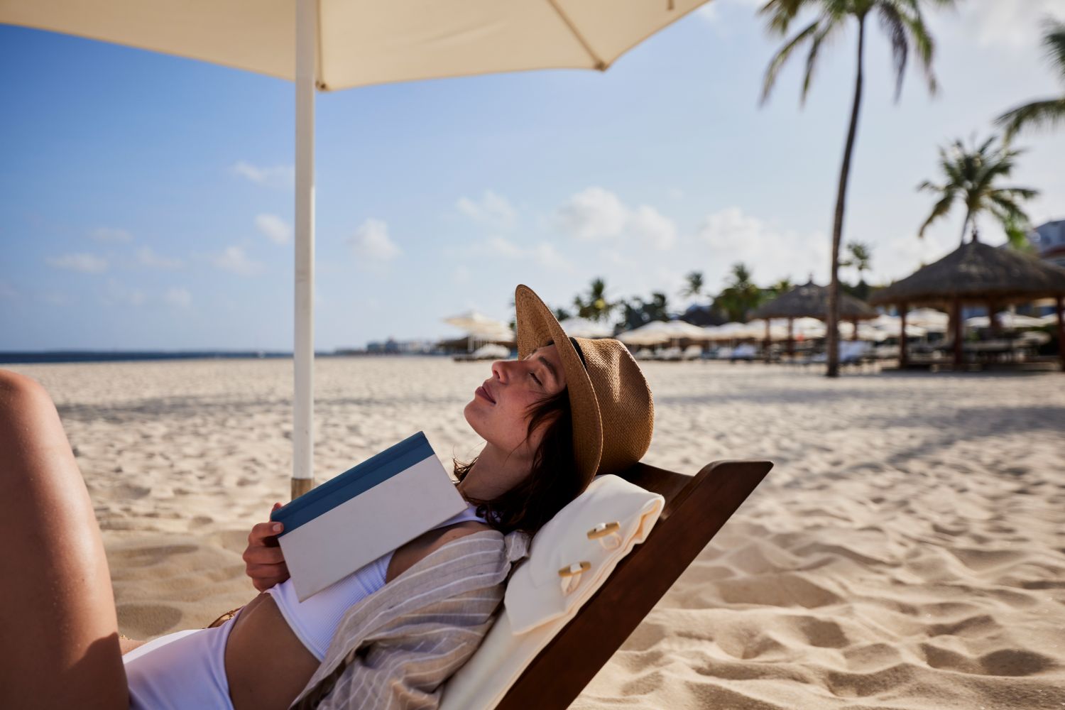Relaxing on Eagle Beach