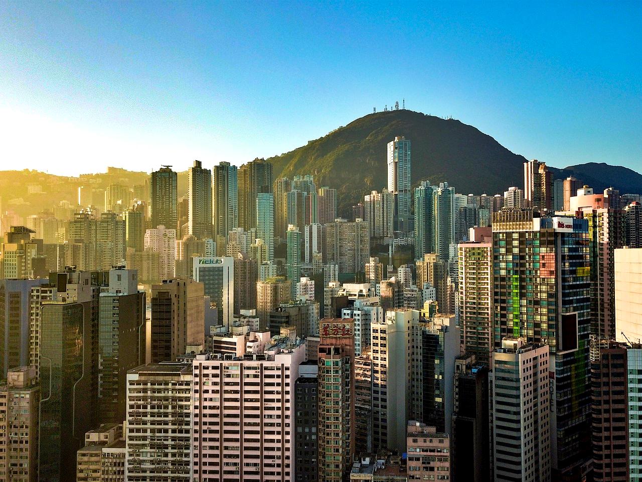 Hong Kong eases COVID-9 restrictions