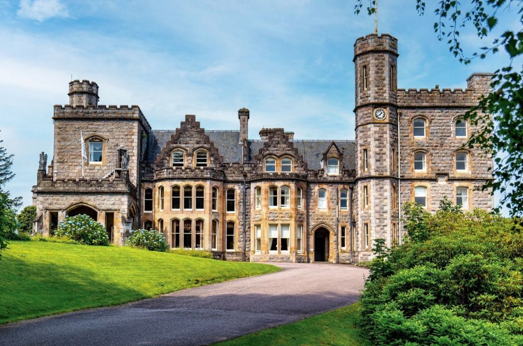 Inverlochy Castle Hotel & Restaurant, Torlundy, Fort William