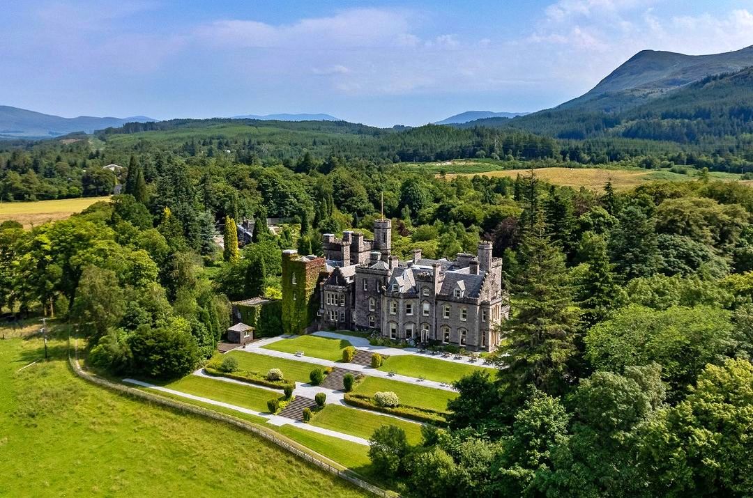 Inverlochy Castle Hotel & Restaurant, Torlundy, Fort William