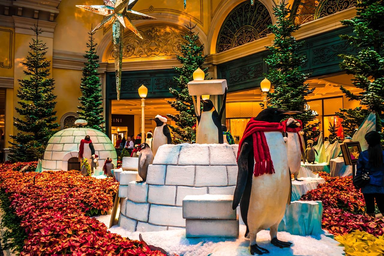 15 Best Things to Do for Christmas in Las Vegas, Nevada