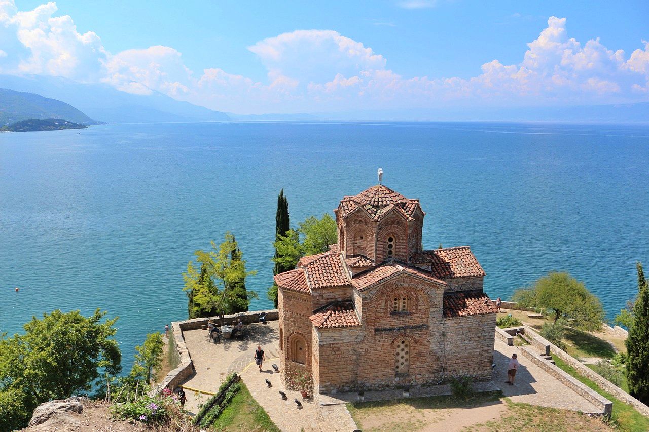 Lake in Macedonia for digital nomads