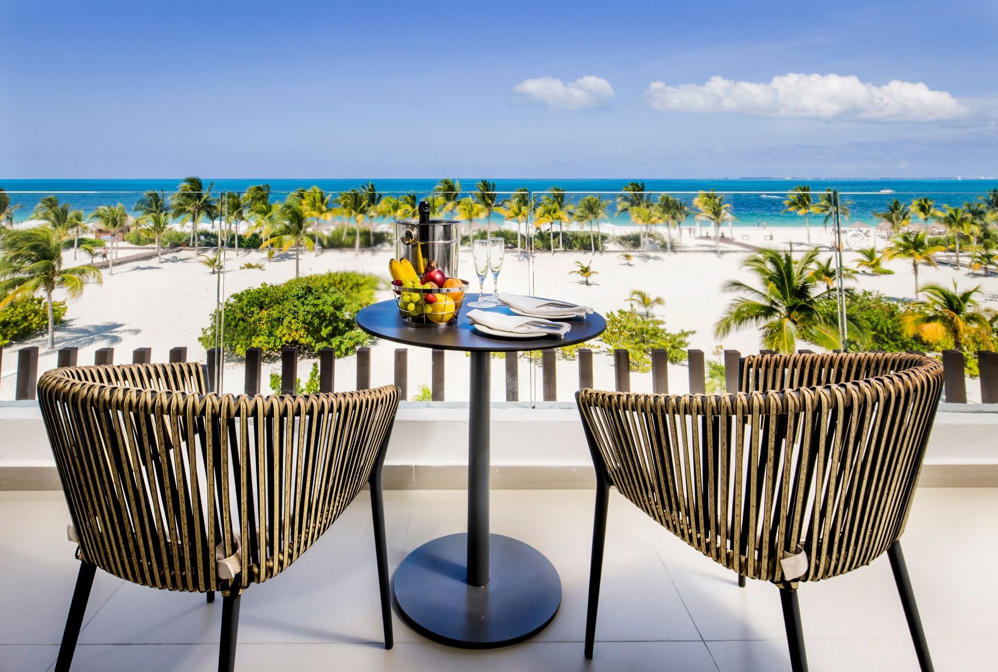 Free wedding at Majestic resorts