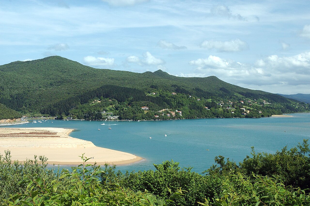 Beach in Mundaka, Basque Country, Spain