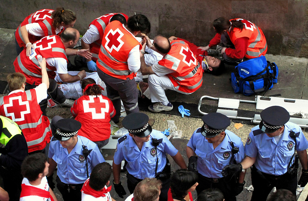 Some runners suffer injury in the Running of the Bulls