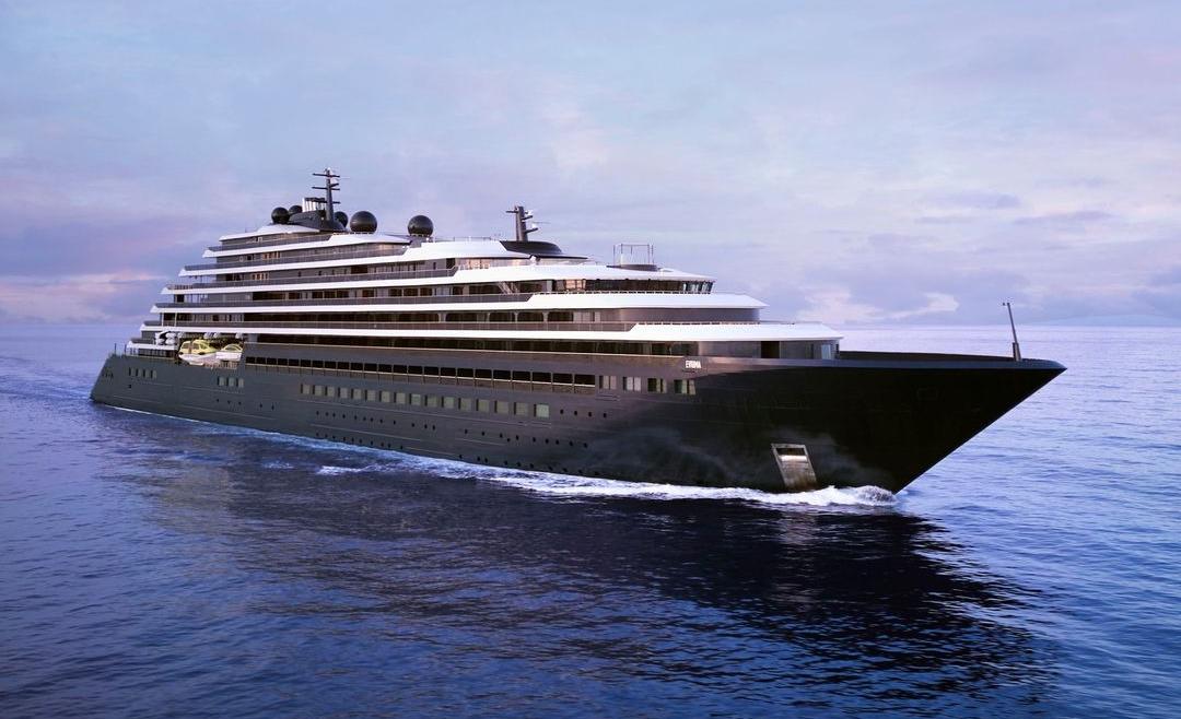 Ritz-Carlton Yacht Collection - Evrima