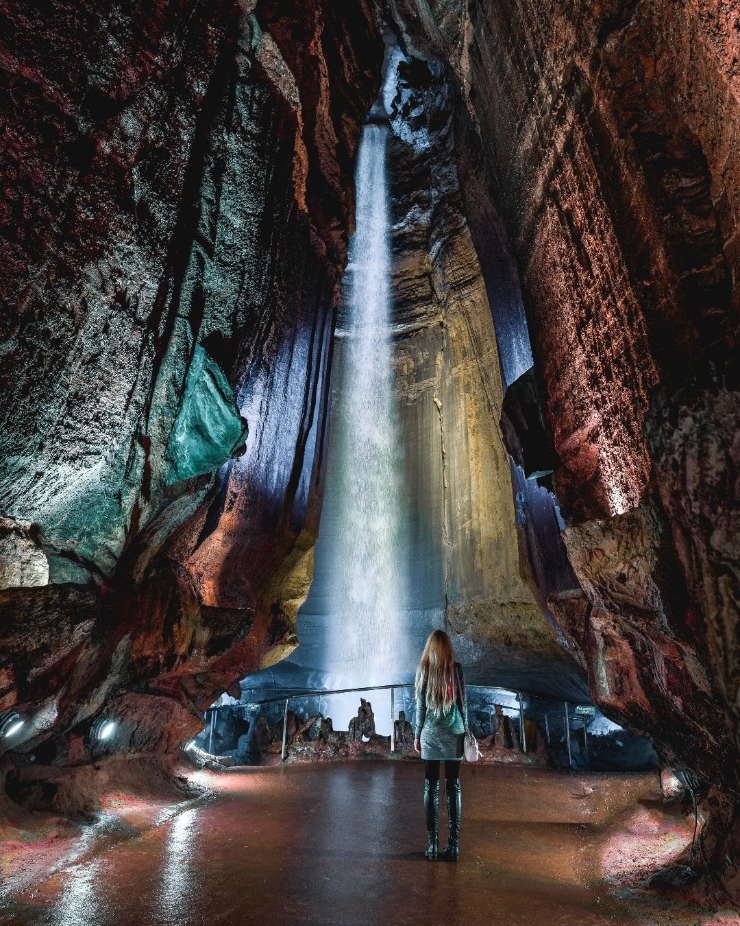 Ruby Falls Cave
