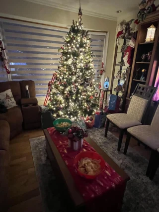 Ready for the family to come … Happy Christmas Eve to all …
