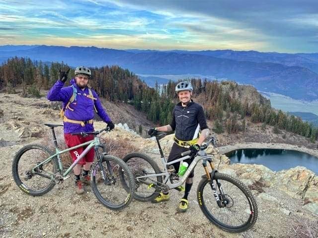Sierra Nevada trail, California