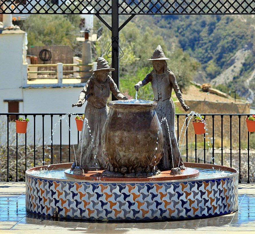 Fountain in Soportújar (National Geographic)