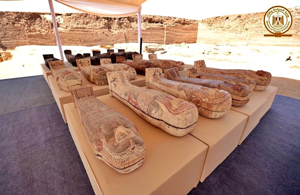 Eqypt unveils 150 statues and sarcophagi in Saqqara