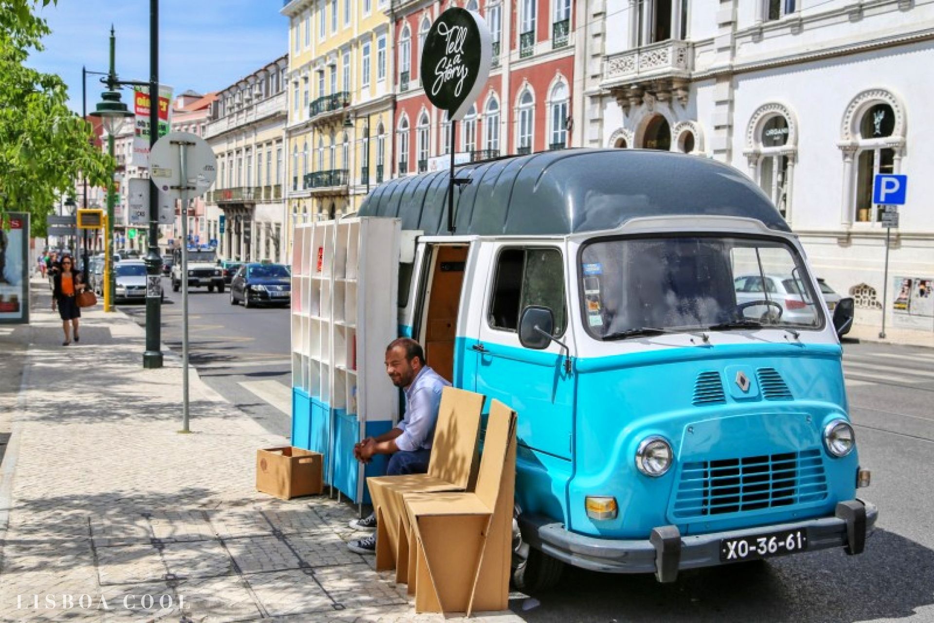Tell A Story mobile bookstore, Lisbon, Portugal