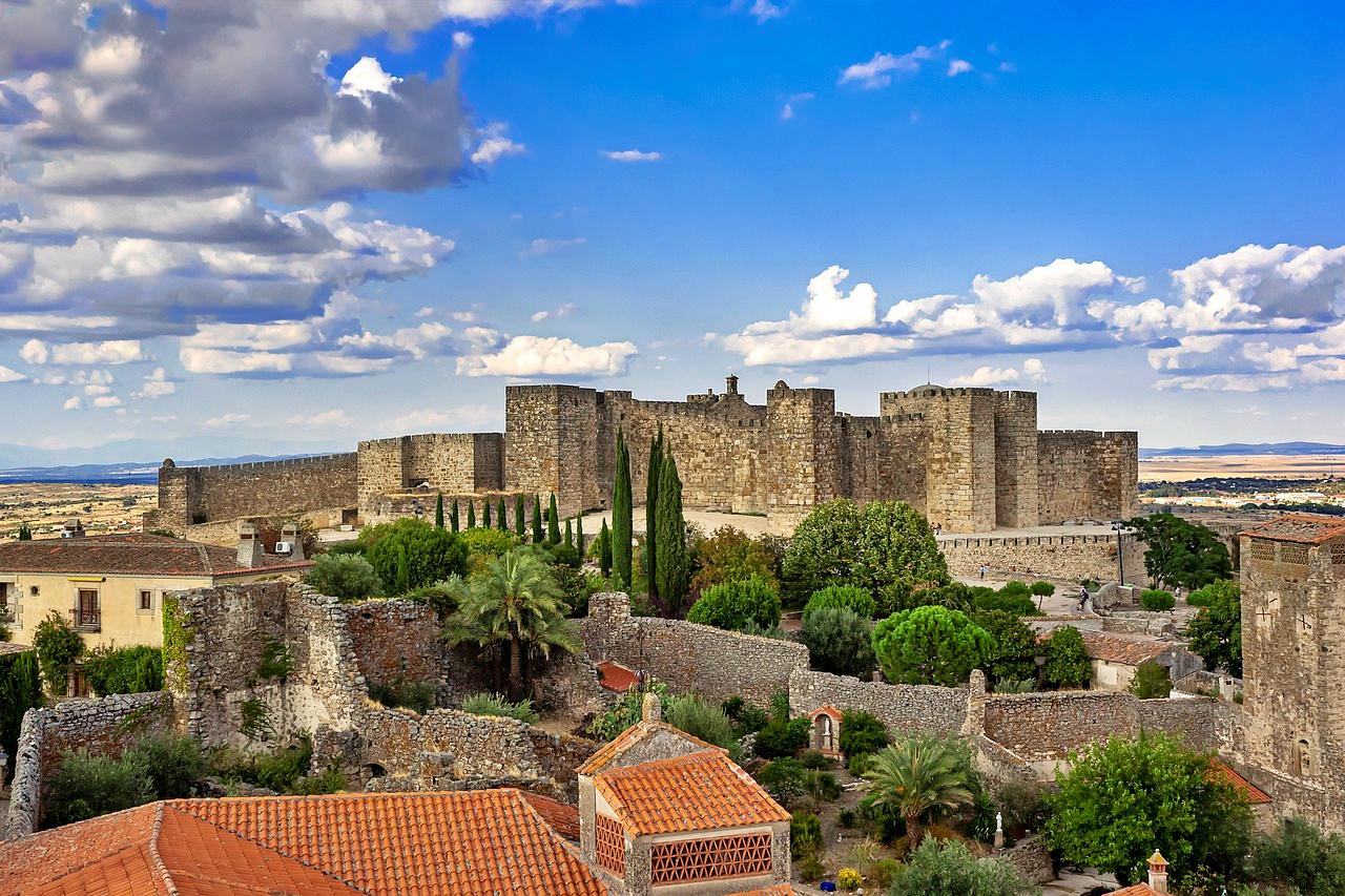 LA CASA DEL DRAGÓN, EL LEGADO TARGARYEN' LLEGA AL CENTRO COMERCIAL LOS  ALCORES - CC Los Alcores