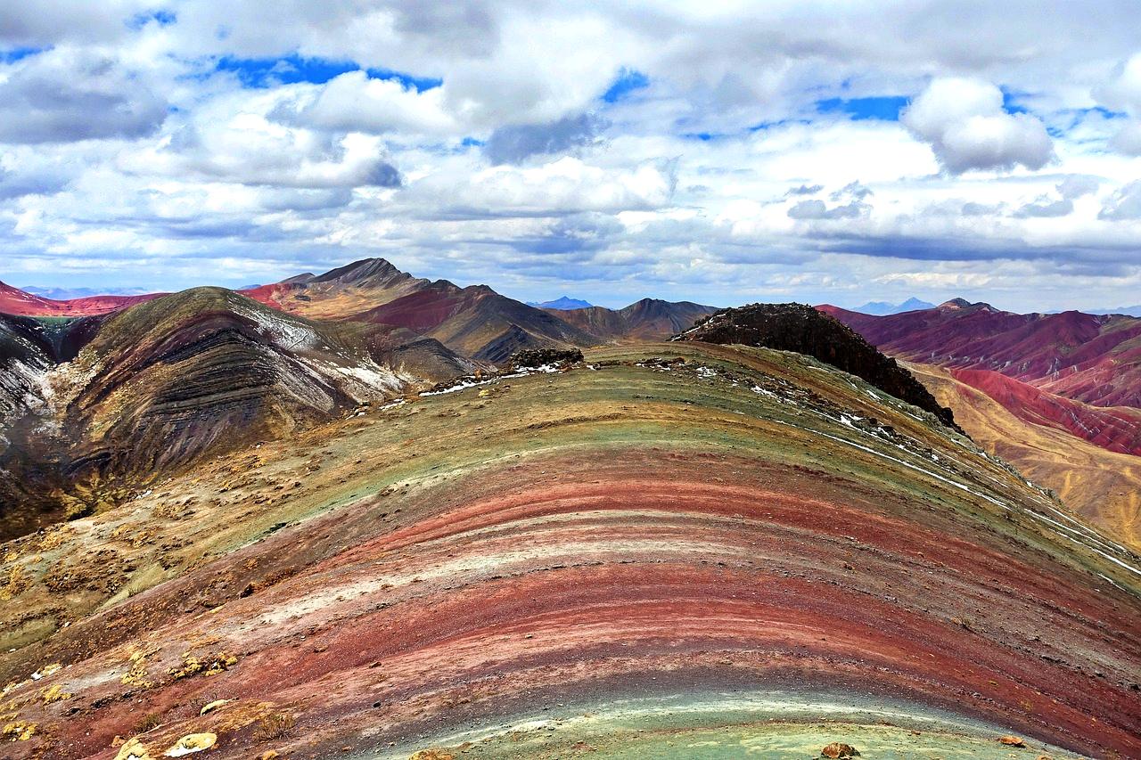 Vincunca - Rainbow Mountain in Peru
